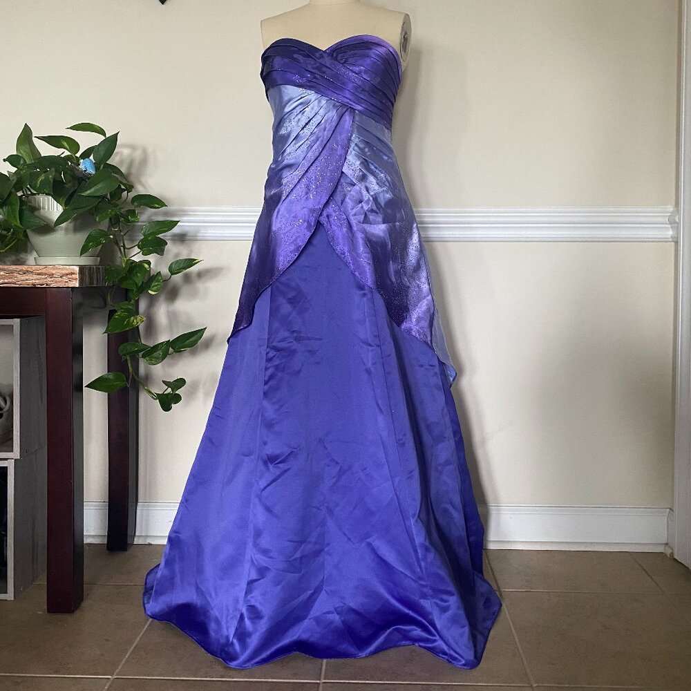 Vintage Y2K purple ombre strapless maxi prom dress, size 5/6